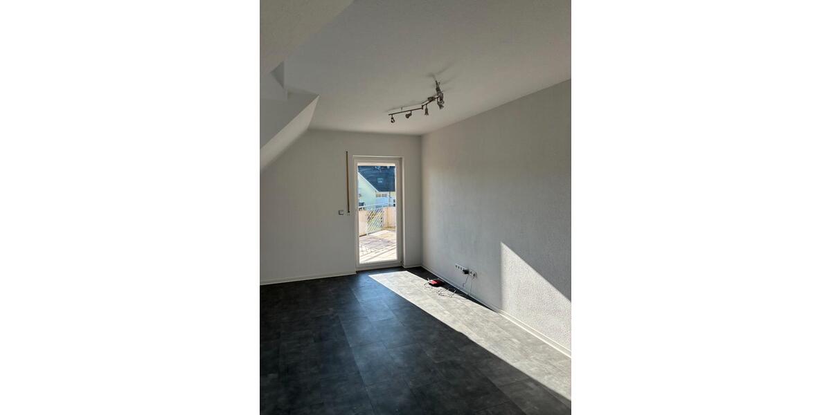 Dachgeschoßwohnung Igensdorf - 2 Zimmer, 101 m&sup2;, 1.000&euro; | Angebot:26338949