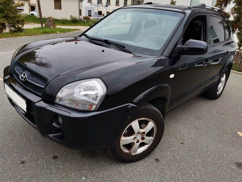 Hyundai TUCSON 155.600 km 3.499 € Fürth 90762