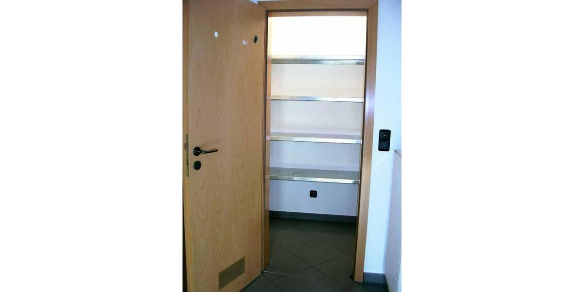 Etagenwohnung Herzogenaurach - 3 Zimmer, 85 m&sup2;, 1.050&euro; | Angebot:27548668