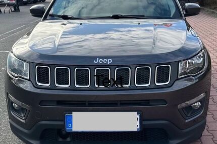 Jeep Compass 294.862 km 8.199 &euro; Fürth 90768