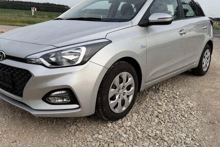 Hyundai i20 27.900 km 8.500 &euro; Petersaurach 91580