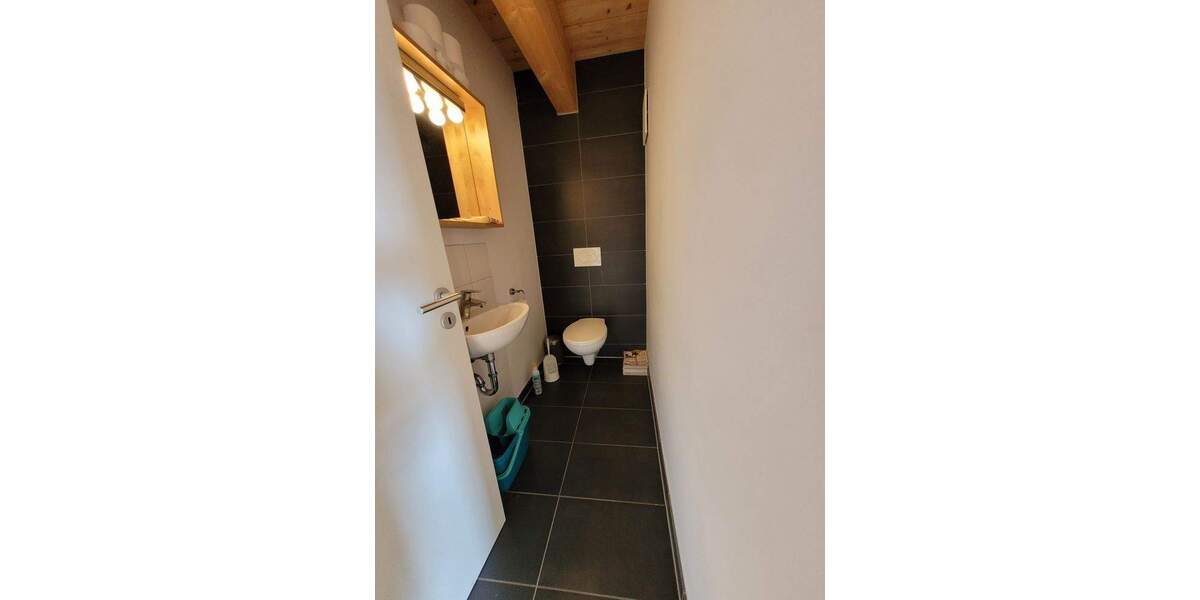 ** TOP GELEGENHEIT ** Saniertes 4-Familienhaus in bevorzugter Wohnlage für Anleger ** zimmer