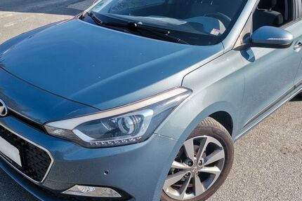 Hyundai i20 76.500 km 10.999 &euro; Fürth 90762