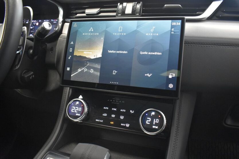 Jaguar F-Pace 139.797 km 28.770 € Nürnberg 90431