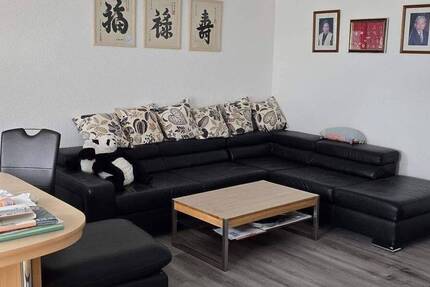 Reiheneckhaus Kernsaniert, sehr groß 6 Zimmer. Glasfaser 6 zimmer