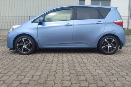 Toyota Verso-S 130.000 km 9.350 &euro; Nürnberg 90431