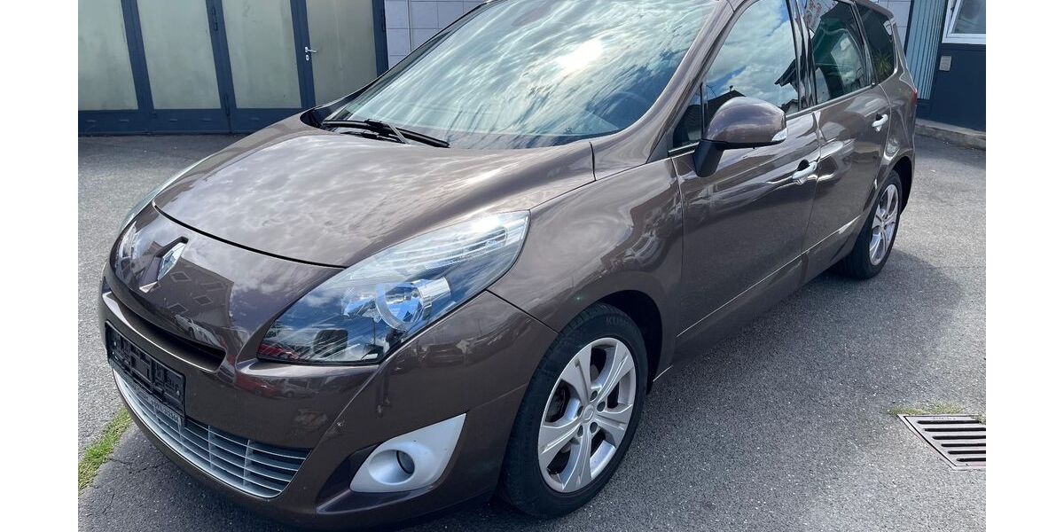 Renault Scenic 144.000 km 2.950 &euro; Nürnberg 90431