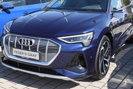 Audi e-tron 61.000 km 37.940 € Herzogenaurach 91074