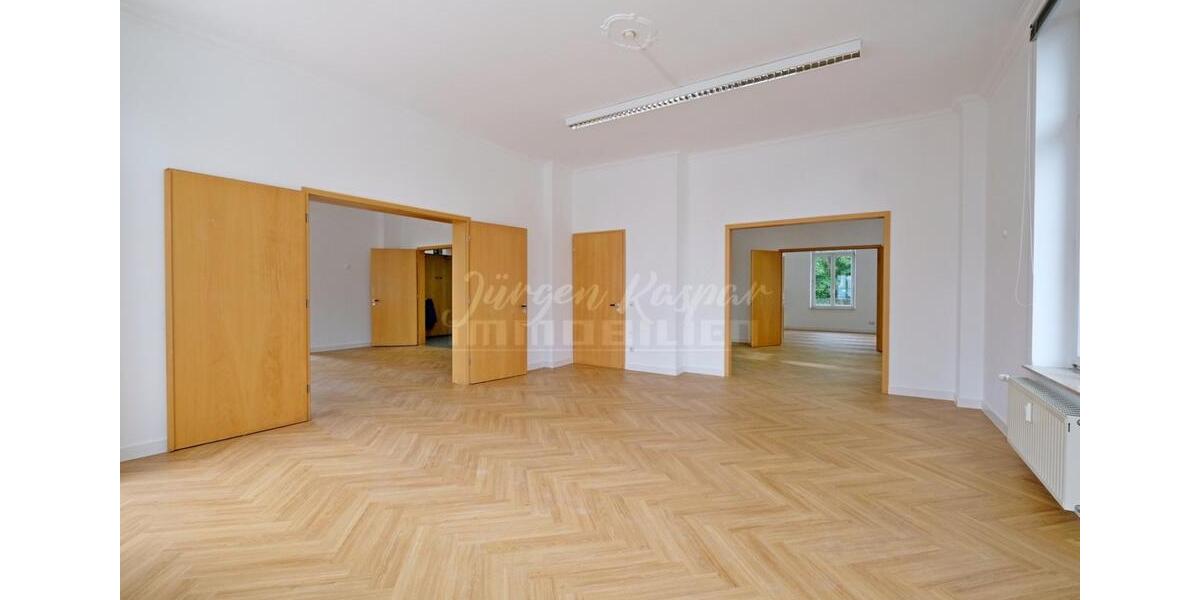 Dutzendteich: 228 m² Kanzlei-, Praxis-, Büroräume zur Miete zimmer