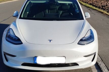 Tesla Model 3 150.500 km 20.500 &euro; Erlangen 91054