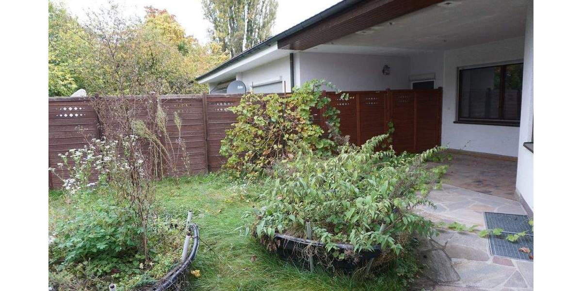 Charmante Wohnung mit Garten in Alterlangen - Renovierungsprojekt mit Potenzial! 3 zimmer