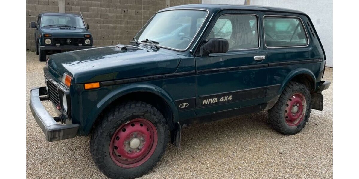 Lada Niva 120.000 km 1.200 &euro; Nürnberg 90475
