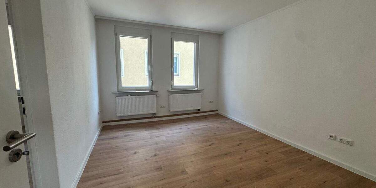 Etagenwohnung Nürnberg Glockenhof - 2 Zimmer, 40 m&sup2;, 585&euro; | Angebot:26078640