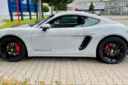Porsche Cayman 135.500 km 49.990 &euro; Nürnberg 90427