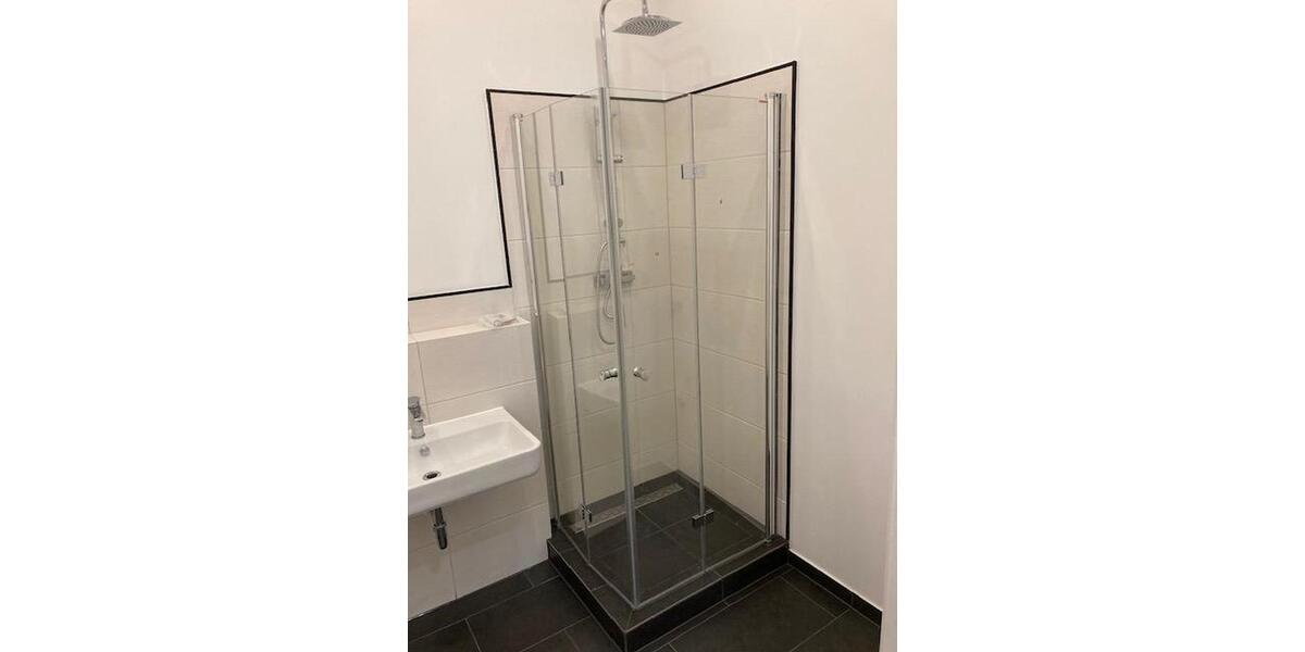 Wunderschön renovierte 2 Zimmer Altbauwohnung inkl. EBK in Fürth direkt an der Rednitz 2 zimmer