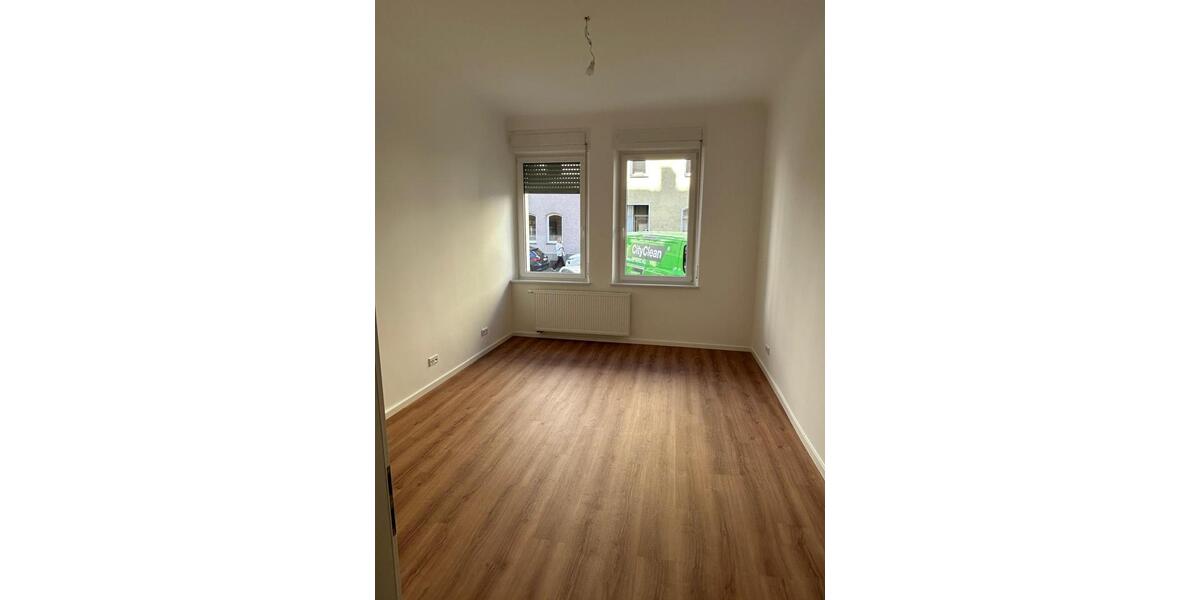 Hochparterre Nürnberg Gärten bei Wöhrd - 4 Zimmer, 92 m&sup2;, 1.600&euro; | Angebot:27605198