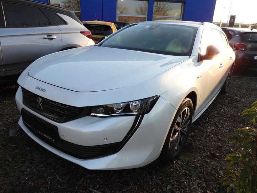 Peugeot 508 15.700 km 22.555 € Röthenbach a. d. Pegnitz 90552