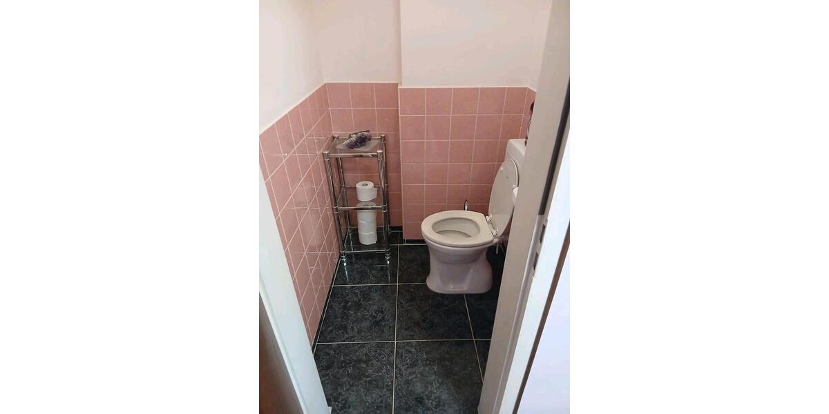 Etagenwohnung Nürnberg Falkenheim - 3 Zimmer, 77 m&sup2;, 1.000&euro; | Angebot:25784375