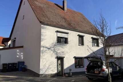 Haus Altdorf b. Nürnberg - 6 Zimmer, 139 m&sup2;, 369.000&euro; | Angebot:26884294