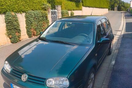 VW Golf