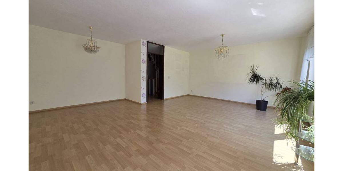 Reihenmittelhaus Nürnberg Königshof - 5 Zimmer, 136 m&sup2;, 439.000&euro; | Angebot:26816747