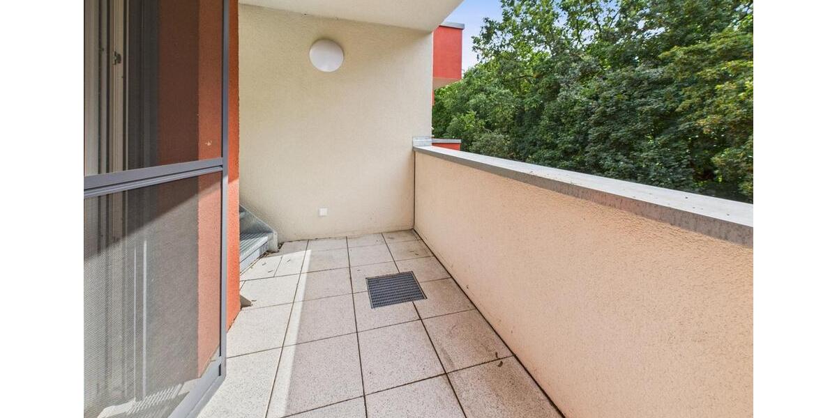 Große komfort Wohnung mit EBK und eigener ca. 25m² großer Dachterrasse 5 zimmer