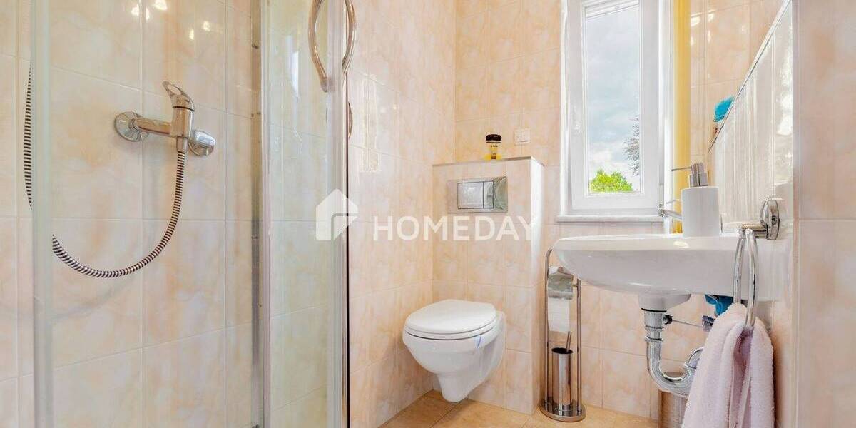 Repräsentatives Haus für Familie & Business: separater Office-Bereich, Sauna, A+ 7 zimmer