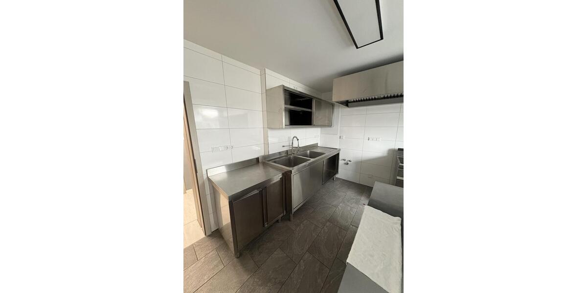 Gewerbeobjekt Erlangen Bruck - 1.900&euro; | Angebot:26377822