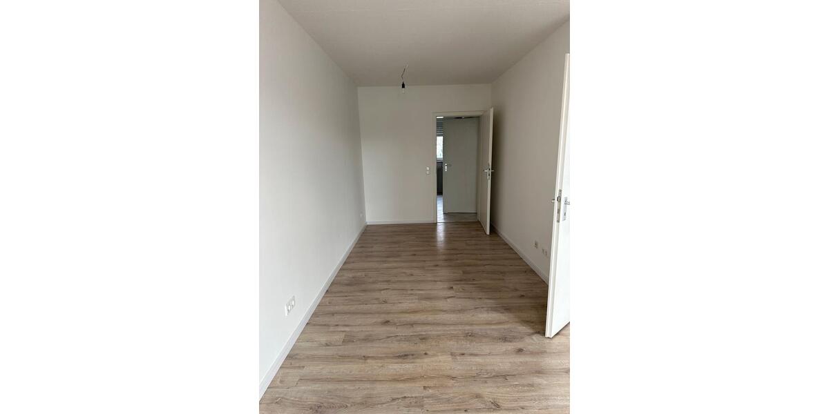 Reihenhaus Hersbruck - 4 Zimmer, 135 m&sup2;, 1.280&euro; | Angebot:26462344