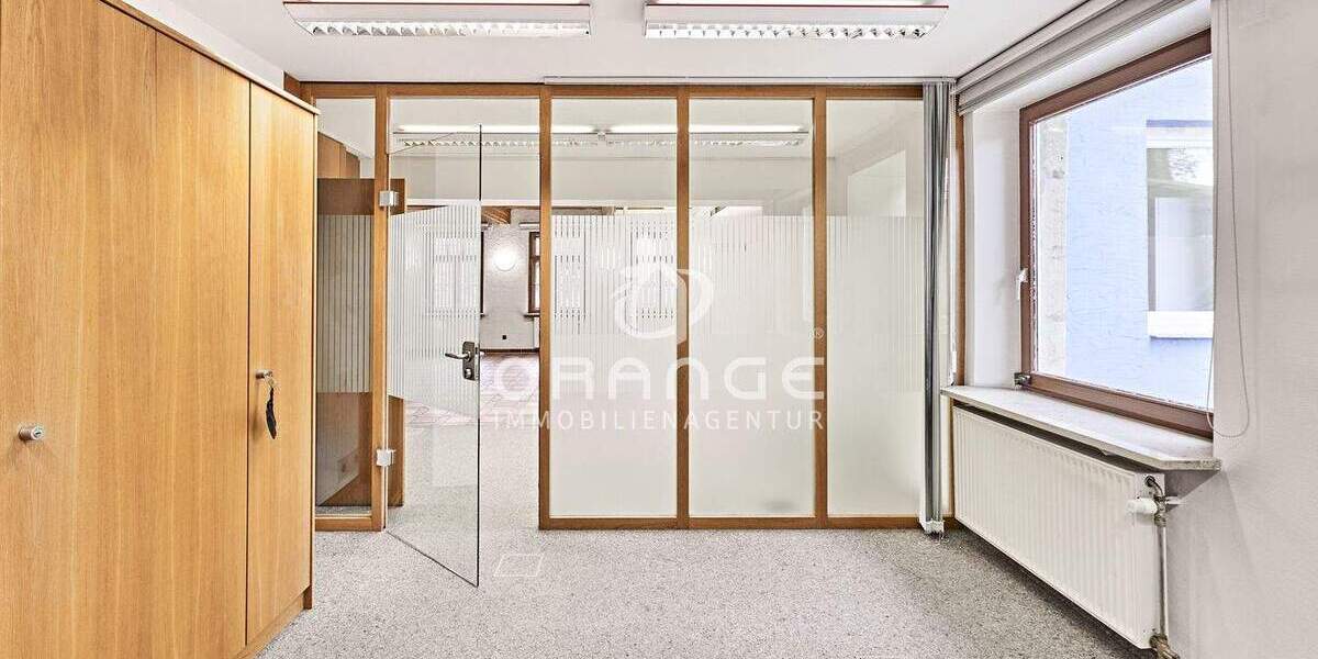 ***Direkt an der B14 - Denkmalgeschütze Gewerbefläche sucht neuen Eigentümer*** zimmer