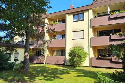 Freie 3-Zimmer-Eigentumswohnung im 2. OG mit Balkon 3 zimmer