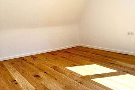 +++GROßES ZUHAUSE AUF DREI EBENEN IN RUHIGER LAGE IN WEIHERHOF+++ 6 zimmer