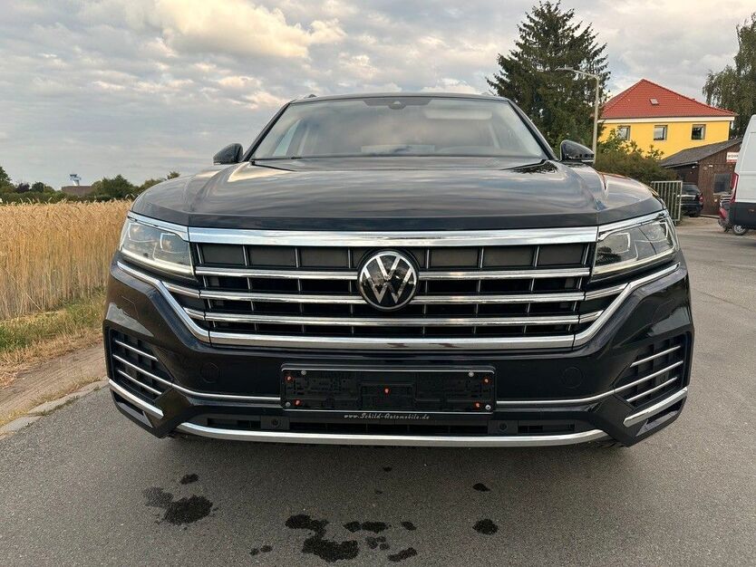 VW Touareg 171.746 km 34.500 € Nürnberg 90427