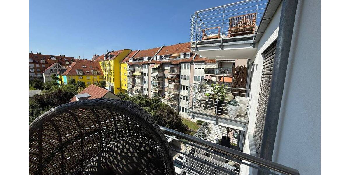 Luxuriöse 3-Zimmer-Wohnung mit zwei Balkonen in Nürnberg 3 zimmer