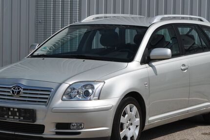 Toyota Avensis 164.000 km 1.950 &euro; Fürth 90768