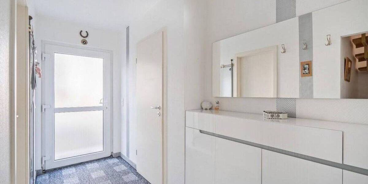 Reihenmittelhaus Nürnberg Großreuth b Schweinau - 5 Zimmer, 138 m&sup2;, 739.000&euro; | Angebot:26253565
