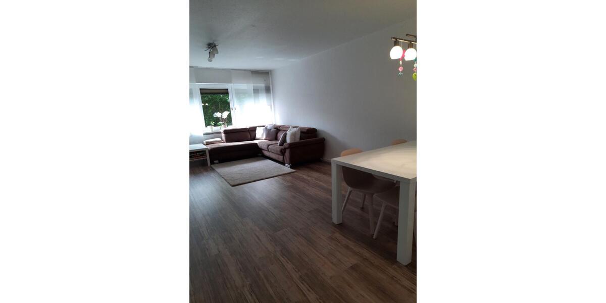 Erdgeschoßwohnung Heßdorf - 3 Zimmer, 120 m&sup2;, 1.290&euro; | Angebot:26396884