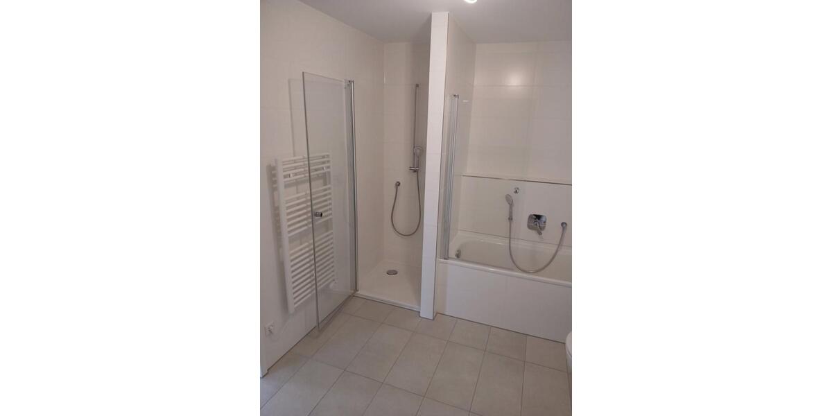 Etagenwohnung Nürnberg Langwasser - 2 Zimmer, 61 m&sup2;, 1.120&euro; | Angebot:25589569