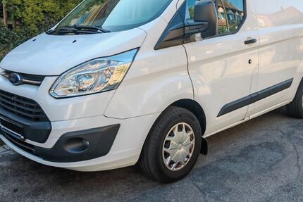 Ford Transit Custom 210.000 km 8.499 &euro; Fürth 90766