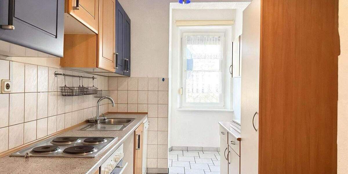 Etagenwohnung Fürth Südstadt - 3 Zimmer, 70 m&sup2;, 229.000&euro; | Angebot:25382045