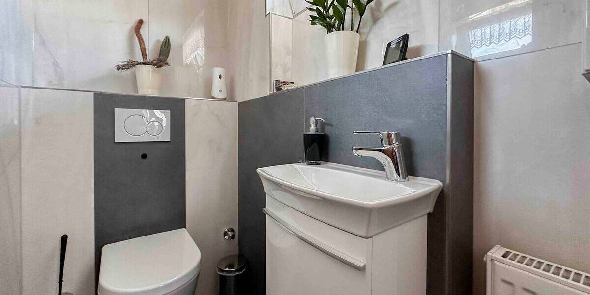 Doppelhaushälfte Nürnberg Schweinau - 8 Zimmer, 179 m&sup2;, 589.000&euro; | Angebot:26424636
