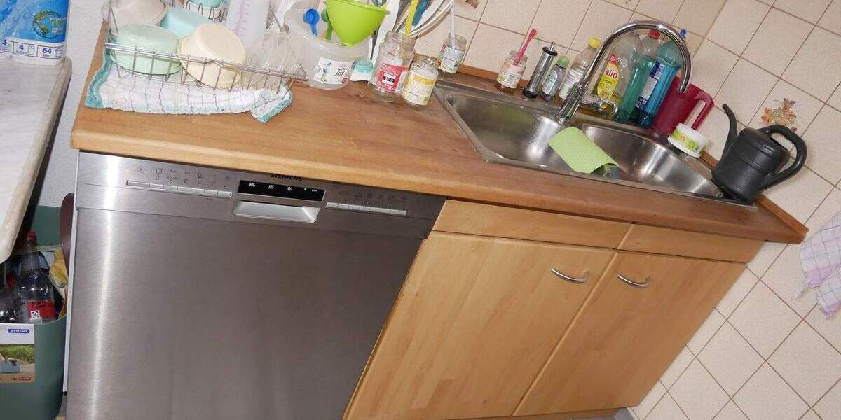 Dachgeschoss-Wohnung mit Ausblick 2 zimmer