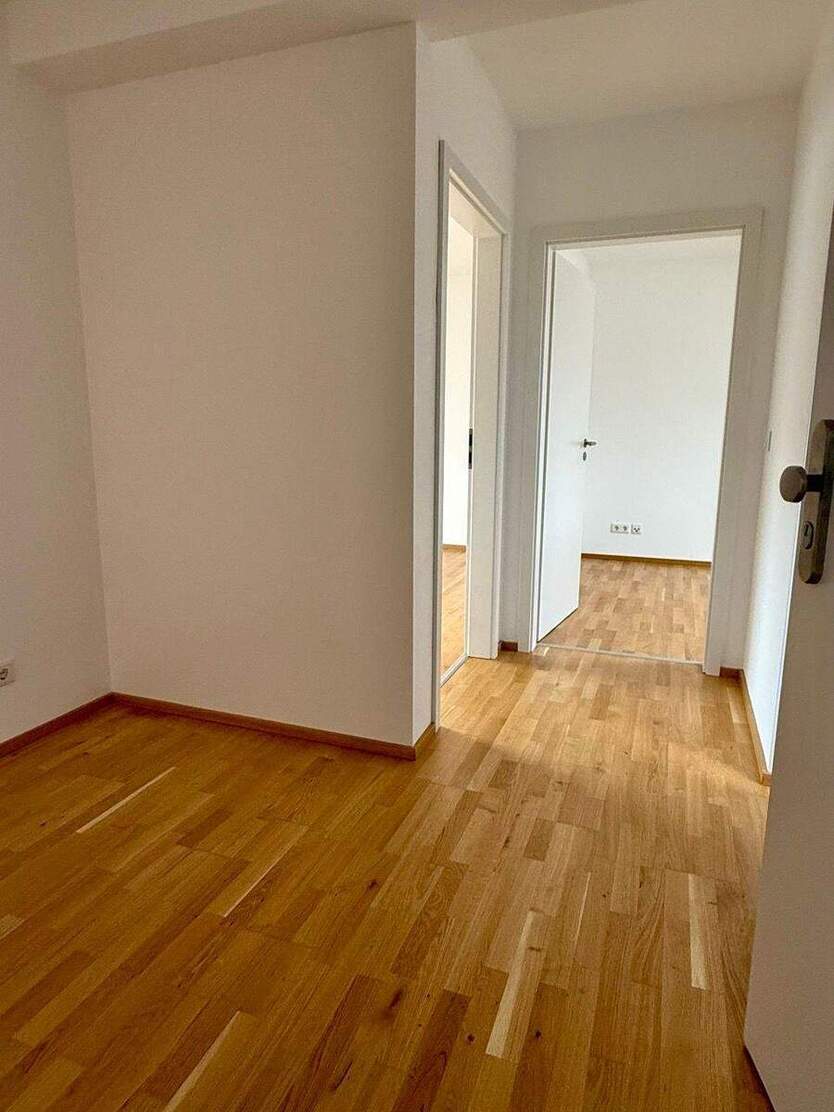 Wunderschöne helle 3 Zi.-Dachgeschoss-Whg. inkl. offener Einbauküche 3 zimmer