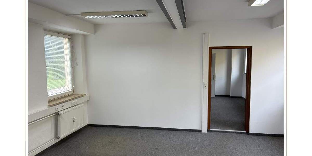 Gewerbeobjekt Schwabach - 2 Zimmer, 60 m&sup2;, 580&euro; | Angebot:25678127