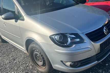 VW Touran 244.000 km 2.000 &euro; Fürth 90763
