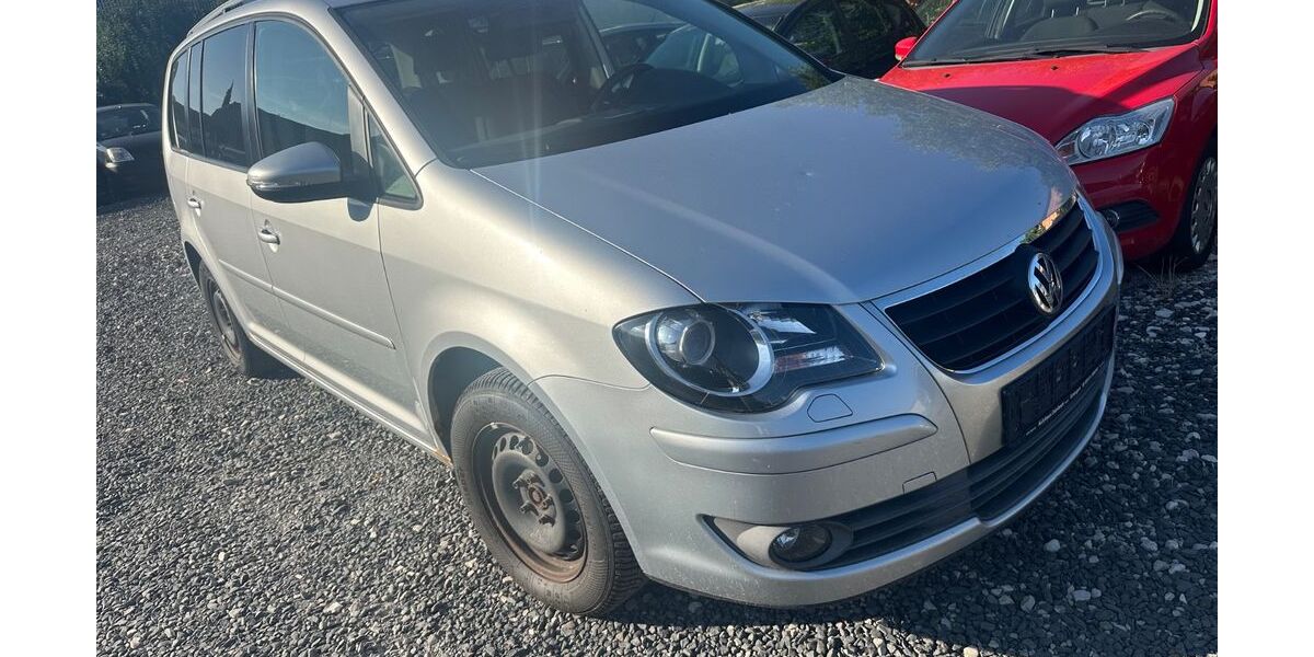VW Touran 244.000 km 2.000 &euro; Fürth 90763