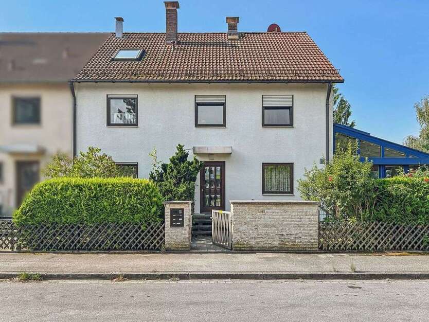 Haus zum Kaufen in Schwabach 699.000 € 230.44 m²