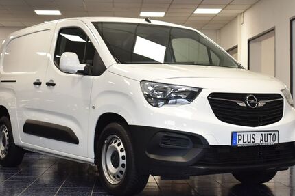 Opel Combo 70.541 km 11.870 € Nürnberg 90431