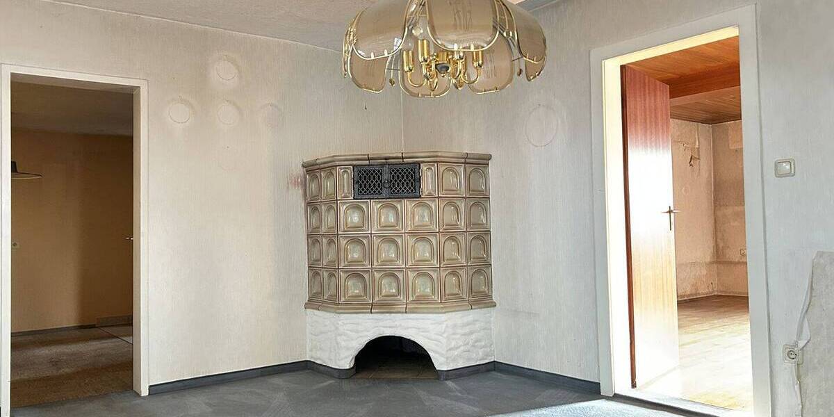 Mehrfamilienhaus, Wohnhaus Erlangen / Frauenaurach Frauenaurach - 8 Zimmer, 236 m&sup2;, 287.000&euro; | Angebot:25701559