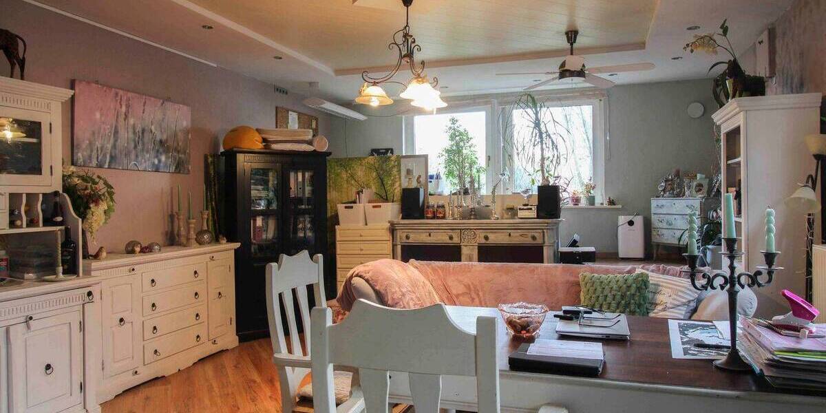 Mehrfamilienhaus, Wohnhaus Fürth Unterfarrnbach - 7 Zimmer, 230 m&sup2;, 528.000&euro; | Angebot:26391494